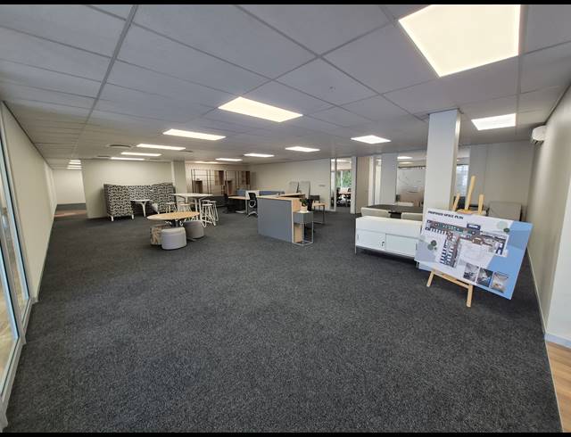 643M² OFFICE TO LET IN WOODMEAD